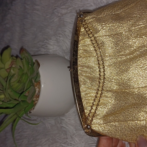 Vtg Gold wristlet - Picture 2 of 5